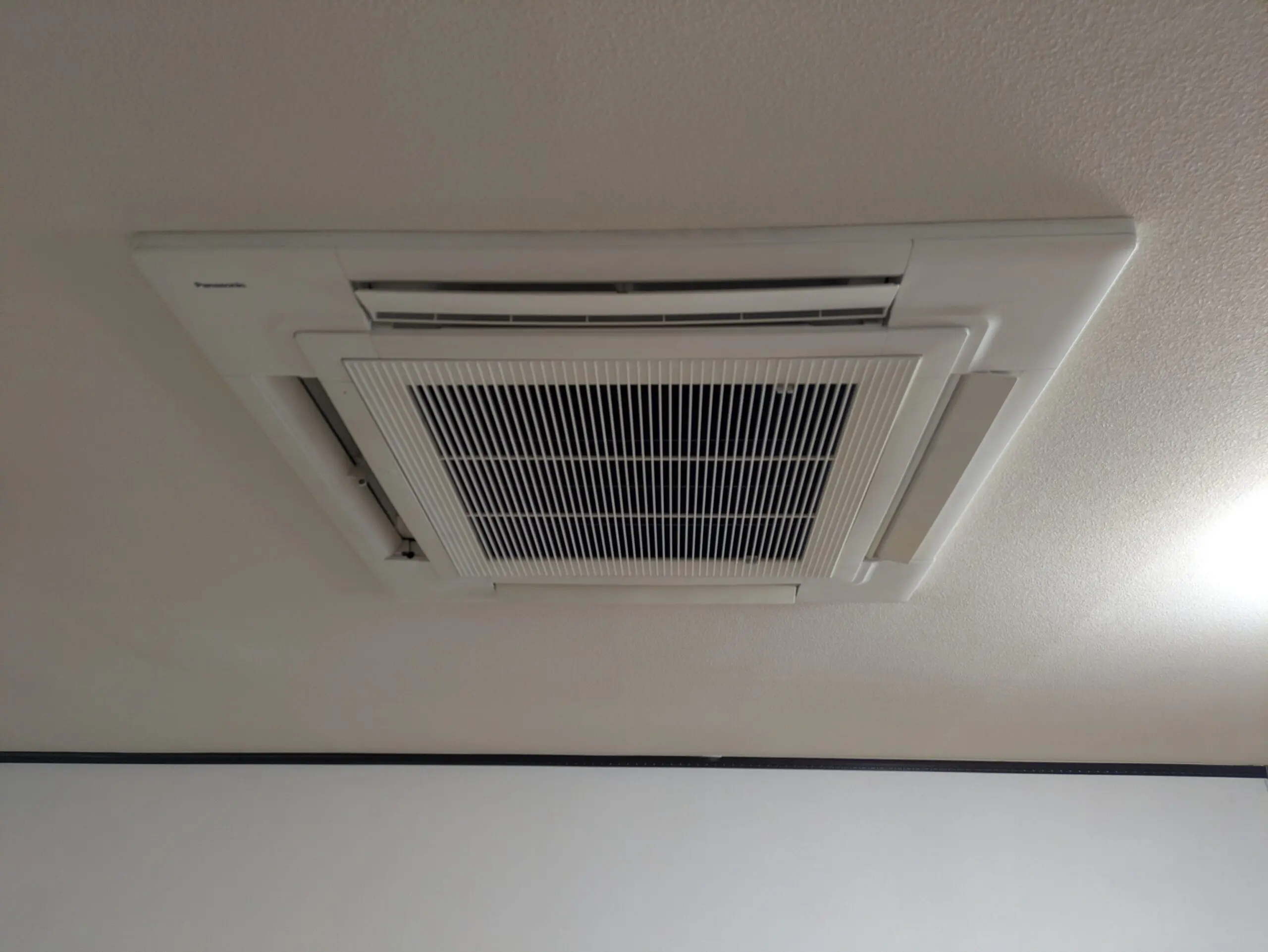 スライダー画像1枚目